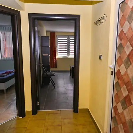 Eli Center Apartamento Burgas