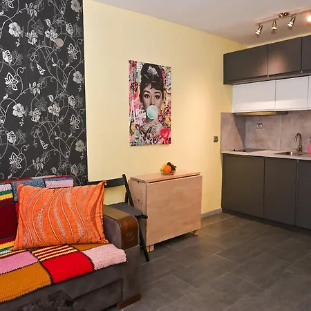 Eli Center * Μπουργκάς